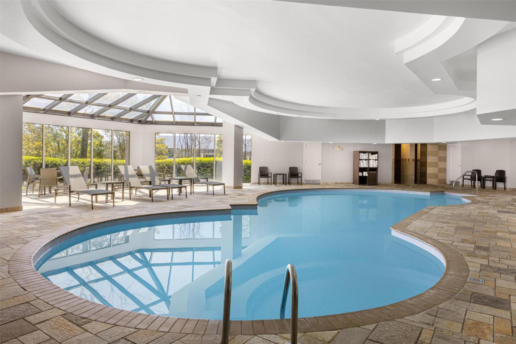 Embassy Suites Birmingham Bagian luar foto